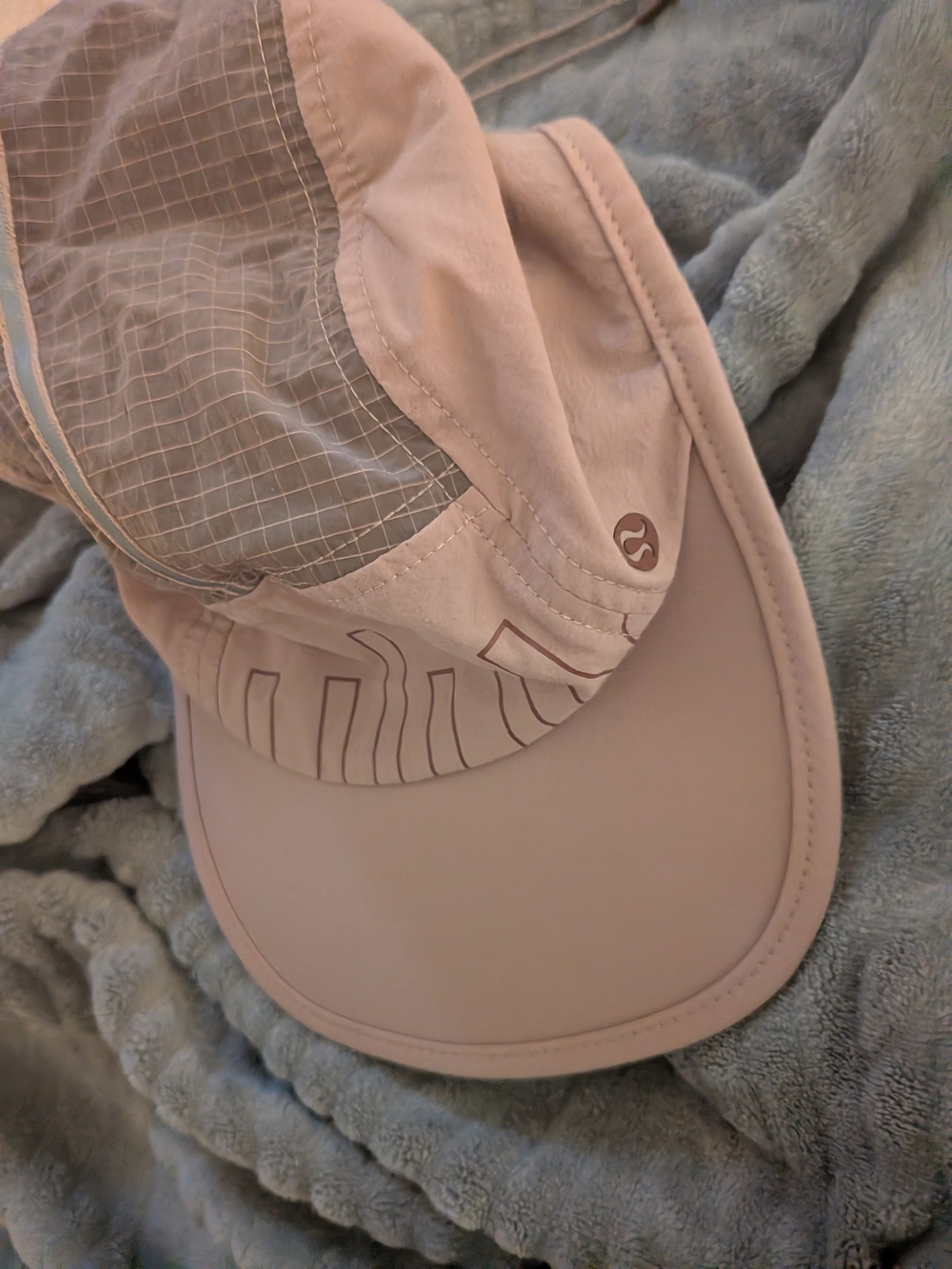 lululemon athletica blush pink performance visor